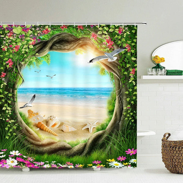 Rideau de douche motif arche fleurie avec vue sur la plage dans une salle de bain