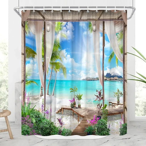 Rideau de douche motif balcon fleuri face au lagon dans une salle de bain