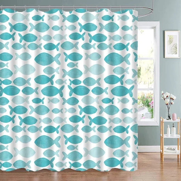 Rideau de douche motif banc de poissons turquoise dans une salle de bain