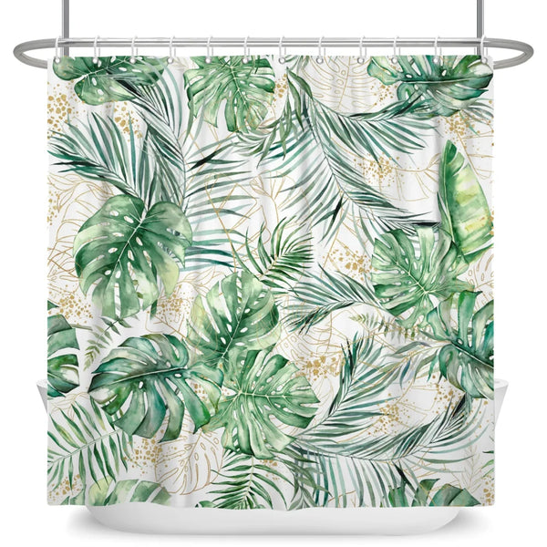 Rideau de douche motif feuilles de palmier sur fond effet marbre dans une salle de bain