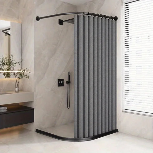 Rideau de douche pliable magnétique gris installé sur une tringle d'angle arrondie