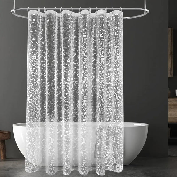 Rideau de douche translucide à motif galets 3D devant une baignoire
